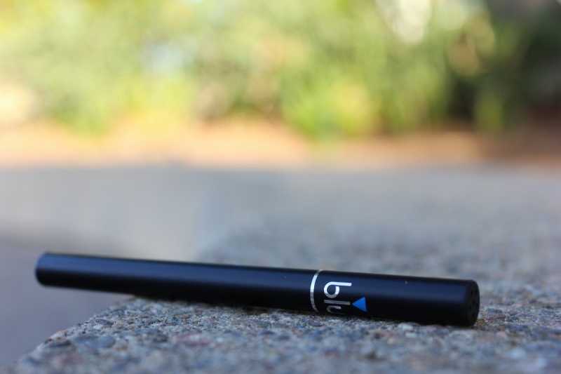 boutique-REGUSSE-min_e_cigarette_vaping_blu_cigs_blu_electronic_cigarette_tobacco_cigarette_smoke-637061